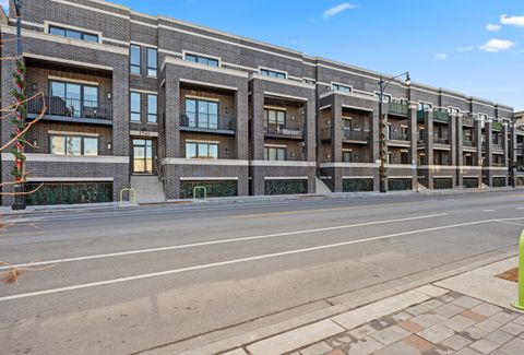 Tiny photo for 2745 W Lawrence Avenue #3W, Chicago, IL 60625 (MLS # 12540667)