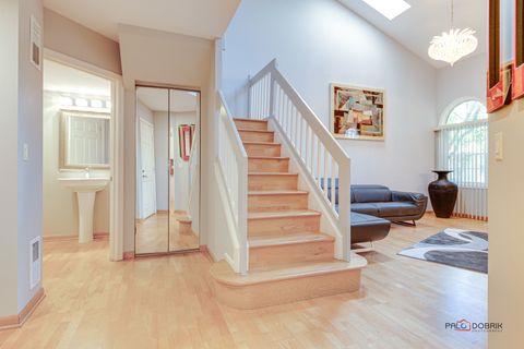 Tiny photo for 3209 N Daniels Court, Arlington Heights, IL 60004 (MLS # 12685450)