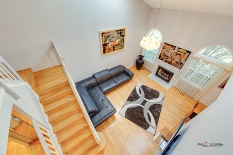 Tiny photo for 3209 N Daniels Court, Arlington Heights, IL 60004 (MLS # 12685450)