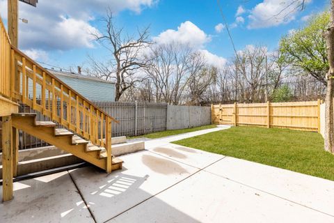Tiny photo for 5552 S Shields Avenue, Chicago, IL 60621 (MLS # 12624143)