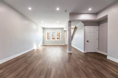 Tiny photo for 5552 S Shields Avenue, Chicago, IL 60621 (MLS # 12624143)