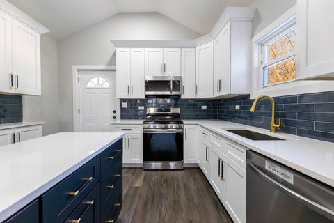 Tiny photo for 5552 S Shields Avenue, Chicago, IL 60621 (MLS # 12624143)