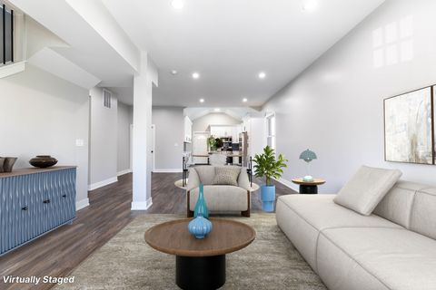 Tiny photo for 5552 S Shields Avenue, Chicago, IL 60621 (MLS # 12624143)