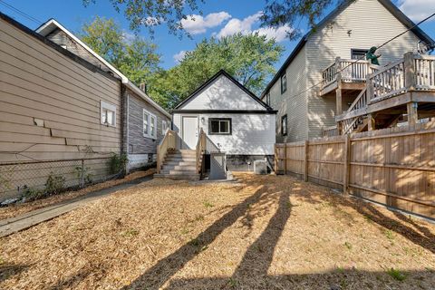 Tiny photo for 7527 S Ellis Avenue, Chicago, IL 60619 (MLS # 12510717)