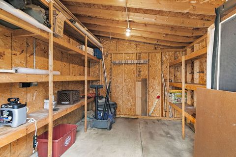 Tiny photo for 215 Evans Avenue, DeKalb, IL 60115 (MLS # 12641149)