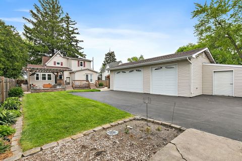 Tiny photo for 215 Evans Avenue, DeKalb, IL 60115 (MLS # 12641149)