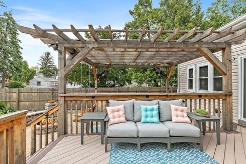 Tiny photo for 215 Evans Avenue, DeKalb, IL 60115 (MLS # 12641149)