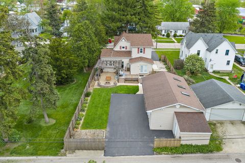 Tiny photo for 215 Evans Avenue, DeKalb, IL 60115 (MLS # 12641149)