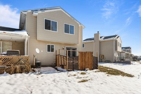Tiny photo for 409 Irvine Road #409, Champaign, IL 61822 (MLS # 12531954)