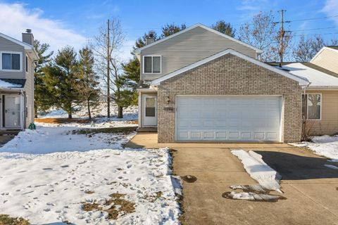 Tiny photo for 409 Irvine Road #409, Champaign, IL 61822 (MLS # 12531954)
