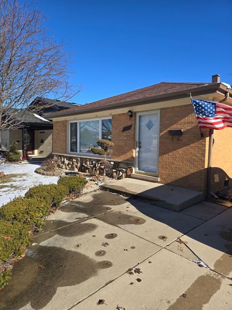Tiny photo for 9621 S Kostner Avenue, Oak Lawn, IL 60453 (MLS # 12584398)
