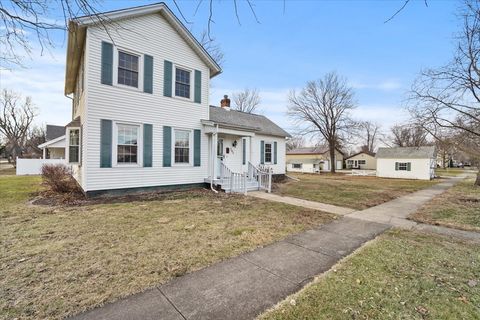 Tiny photo for 202 N Cherry Street, El Paso, IL 61738 (MLS # 12542893)