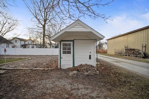 Tiny photo for 202 N Cherry Street, El Paso, IL 61738 (MLS # 12542893)