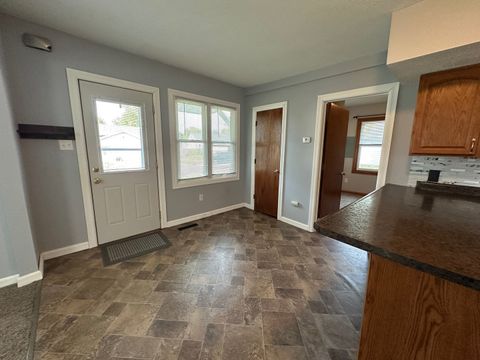 Tiny photo for 905 W 14th Street, Sterling, IL 61081 (MLS # 12484879)