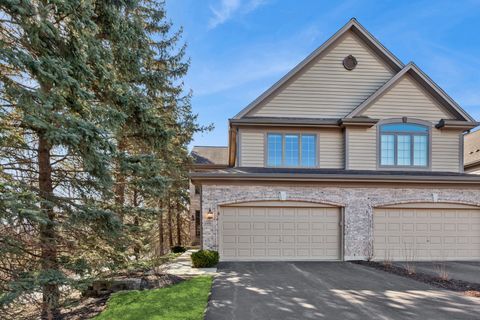 Photo of 26W011 Klein Creek Drive, Winfield, IL 60190 (MLS # 12570354)