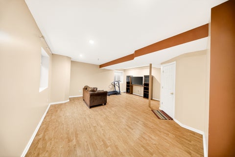 Tiny photo for 1249 Mallard Lane, Hoffman Estates, IL 60192 (MLS # 12683116)