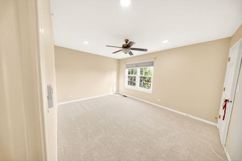 Tiny photo for 1249 Mallard Lane, Hoffman Estates, IL 60192 (MLS # 12683116)