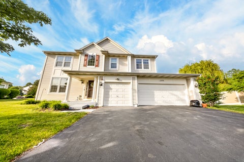 Photo of 1249 Mallard Lane, Hoffman Estates, IL 60192 (MLS # 12683116)