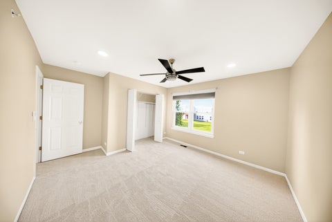 Tiny photo for 1249 Mallard Lane, Hoffman Estates, IL 60192 (MLS # 12683116)