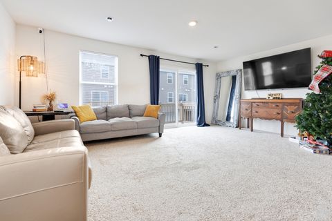 Tiny photo for 814 Briar Glen Court, Hampshire, IL 60140 (MLS # 12542069)