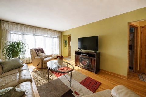 Tiny photo for 4333 N Oleander Avenue, Norridge, IL 60706 (MLS # 12767212)