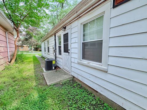 Tiny photo for 16784 Crane Avenue, Hazel Crest, IL 60429 (MLS # 12508311)
