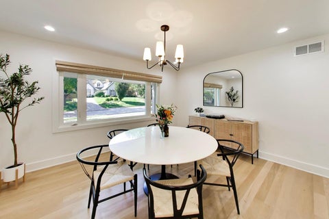 Tiny photo for 101 N Clay Street, Hinsdale, IL 60521 (MLS # 12747318)