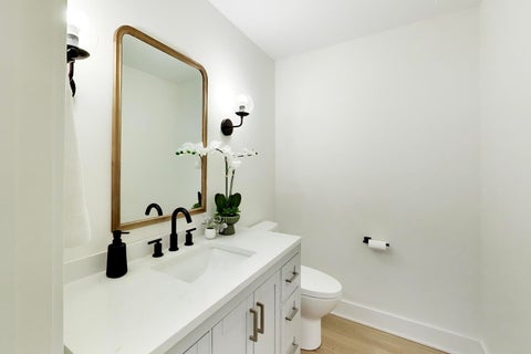 Tiny photo for 101 N Clay Street, Hinsdale, IL 60521 (MLS # 12747318)