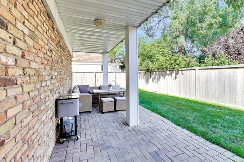 Tiny photo for 101 N Clay Street, Hinsdale, IL 60521 (MLS # 12747318)