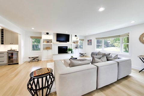 Tiny photo for 101 N Clay Street, Hinsdale, IL 60521 (MLS # 12747318)