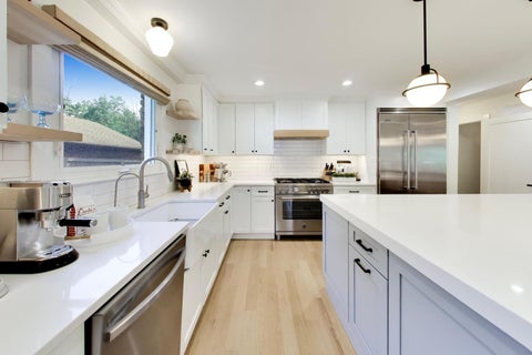 Tiny photo for 101 N Clay Street, Hinsdale, IL 60521 (MLS # 12747318)