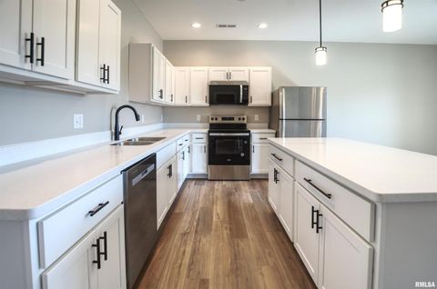 Tiny photo for 1008 S 4TH Street, Clinton, IA 52732 (MLS # QC4266887)