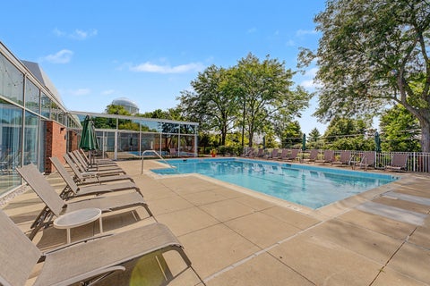 Tiny photo for 352 Kelburn Road #222, Deerfield, IL 60015 (MLS # 12761092)