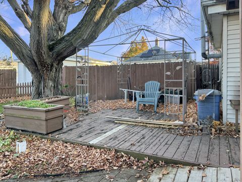 Tiny photo for 830 Chartres Street, Lasalle, IL 61301 (MLS # 12574008)