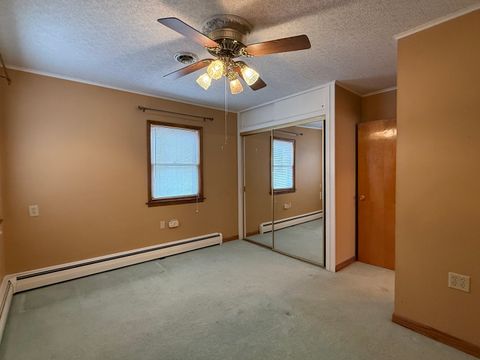 Tiny photo for 830 Chartres Street, Lasalle, IL 61301 (MLS # 12574008)
