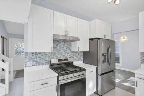 Tiny photo for 27W125 CHESTNUT Lane, Winfield, IL 60190 (MLS # 12506233)