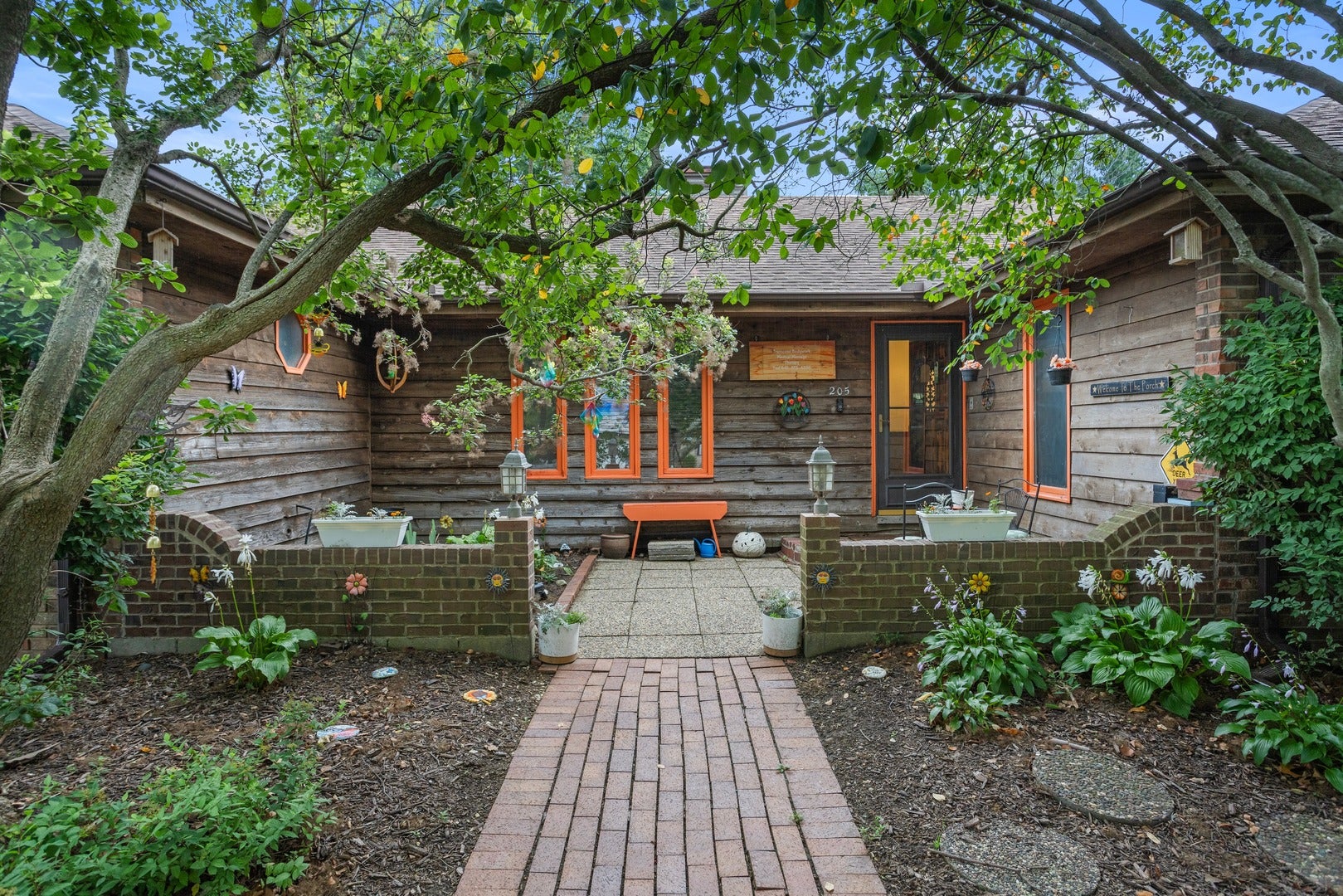 205 Surrey Court