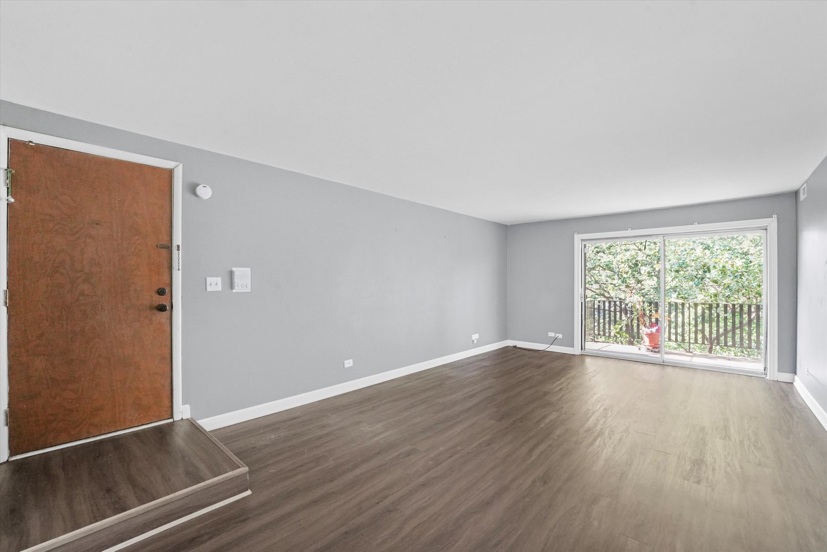 13540 Lawler Avenue 83