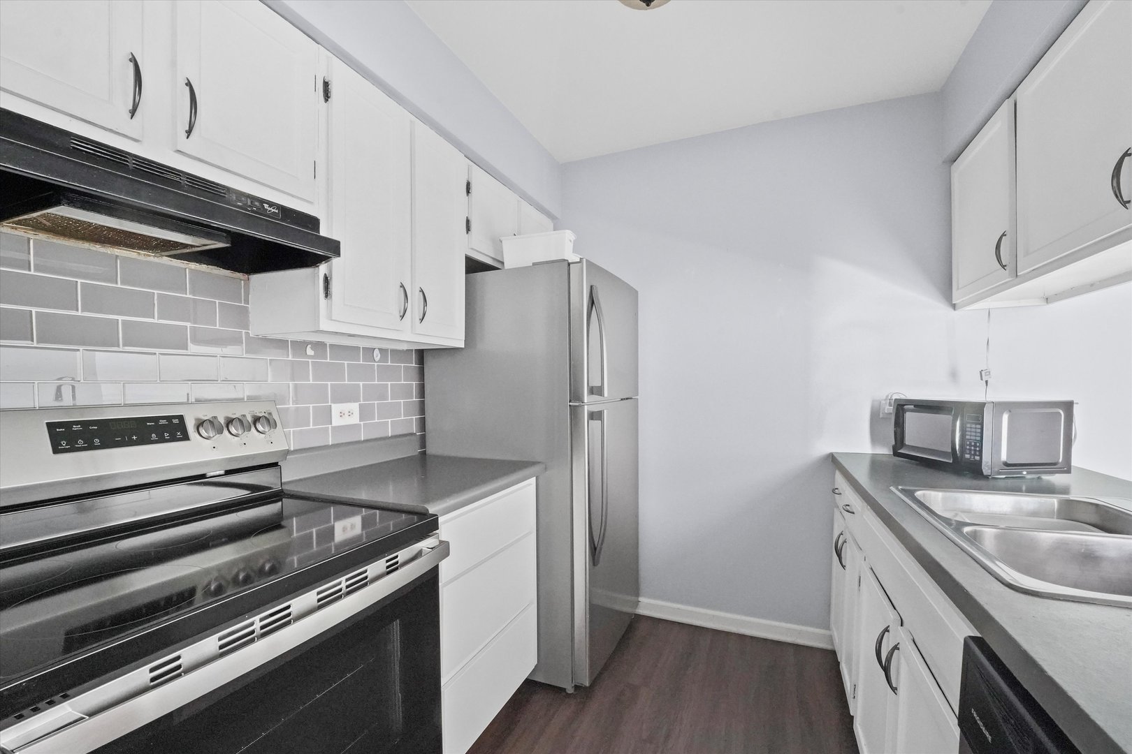 13540 Lawler Avenue 83