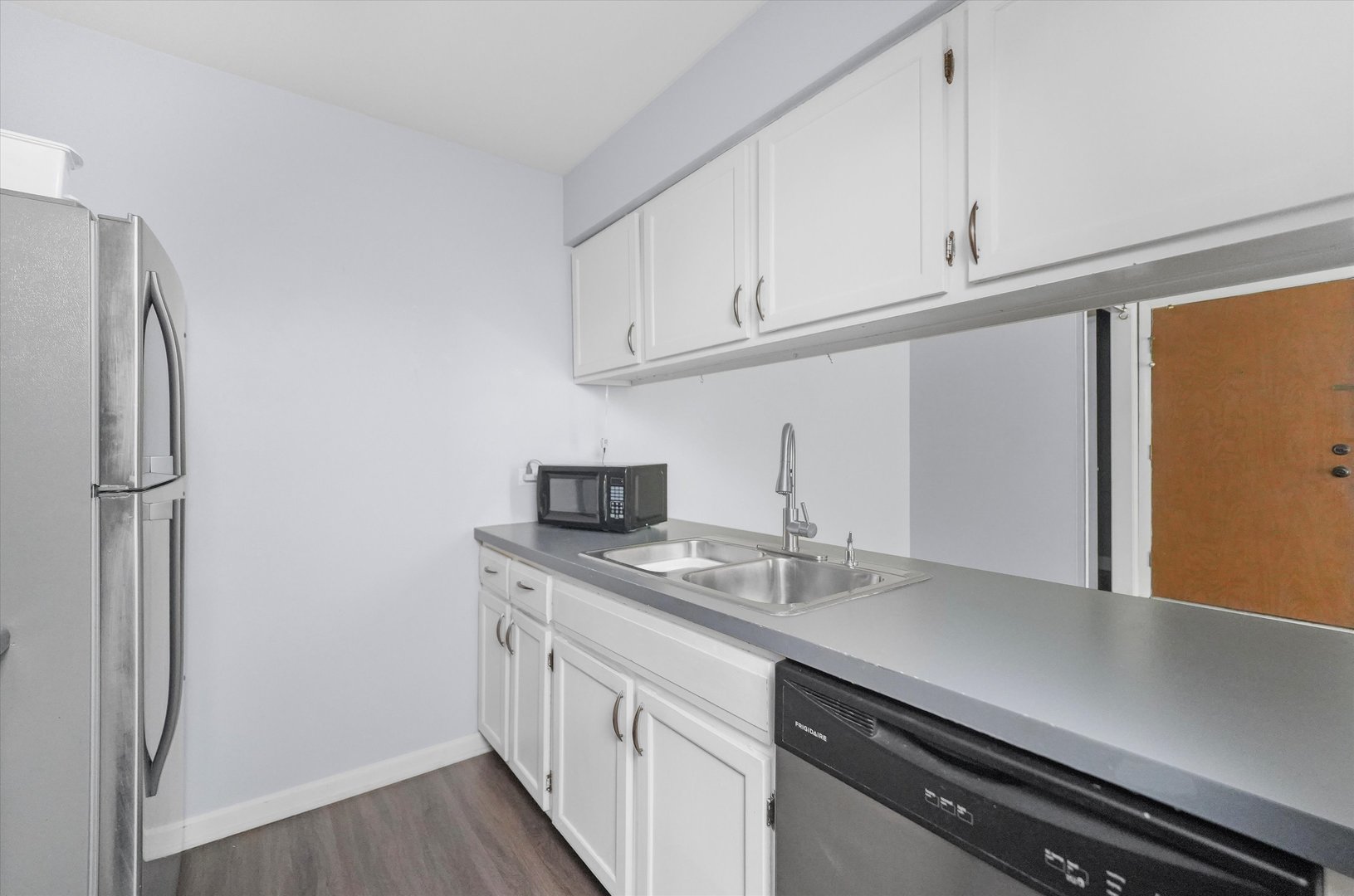 13540 Lawler Avenue 83