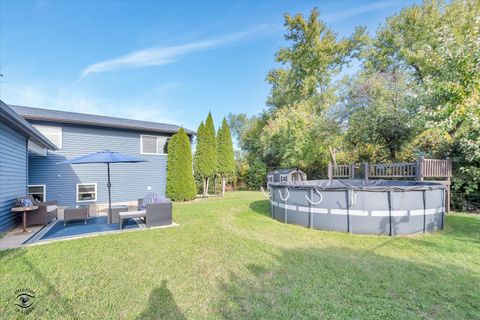 Tiny photo for 7829 Valley View Lane, Woodridge, IL 60517 (MLS # 12492192)