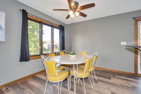 Tiny photo for 7829 Valley View Lane, Woodridge, IL 60517 (MLS # 12492192)