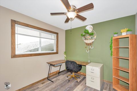 Tiny photo for 7829 Valley View Lane, Woodridge, IL 60517 (MLS # 12492192)