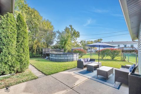 Tiny photo for 7829 Valley View Lane, Woodridge, IL 60517 (MLS # 12492192)