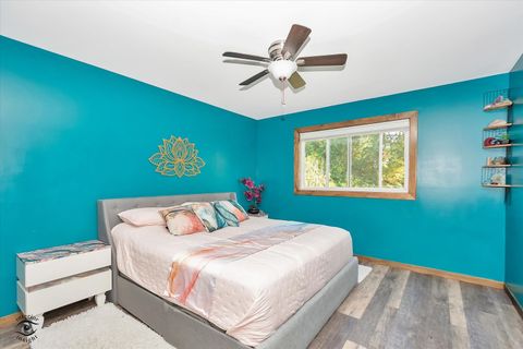 Tiny photo for 7829 Valley View Lane, Woodridge, IL 60517 (MLS # 12492192)