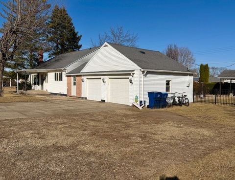 Tiny photo for 211 S Elm Street, Granville, IL 61326 (MLS # 12582198)