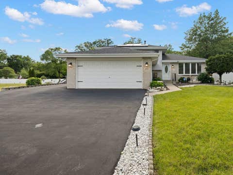 Photo of 903 Prescott Drive, Joliet, IL 60432 (MLS # 12683400)