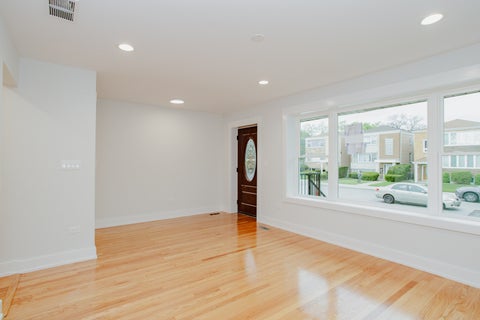 Tiny photo for 5509 N Central Avenue, Chicago, IL 60630 (MLS # 12681239)