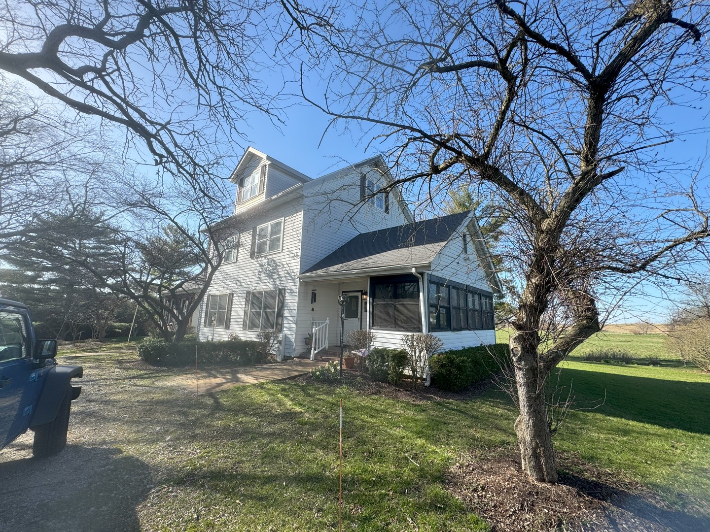 17N753 Widmayer Road