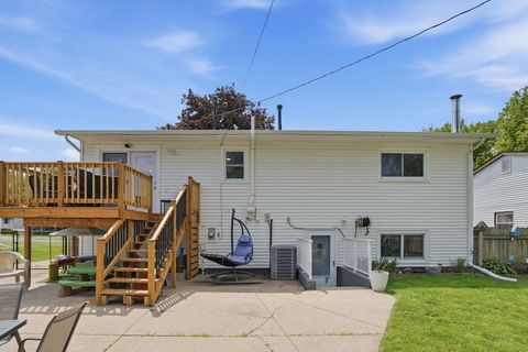 Tiny photo for 318 E PARKWAY Drive, Blue Grass, IA 52726 (MLS # 12643233)